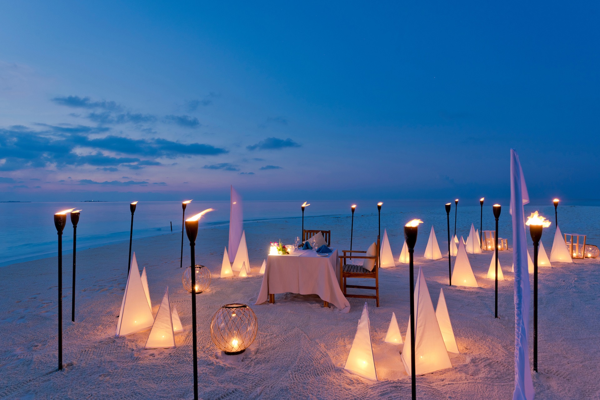 Private Dining Experiences | Grand Park Kodhipparu Maldives Luxury Resort