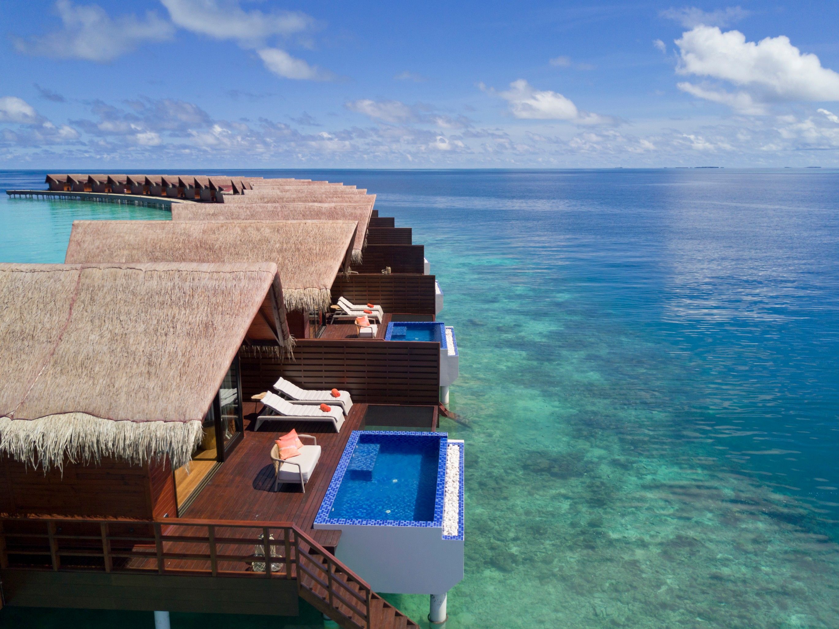 House Reef And Water Villas 